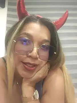 Melisa 14 online show from 11, 4, 2026
