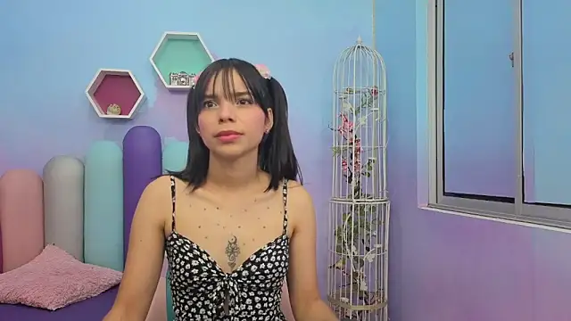 Isaa Skinny online show from 23, 3, 2026