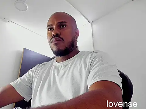 Alessandro Hamed online show from 5, 5, 2026