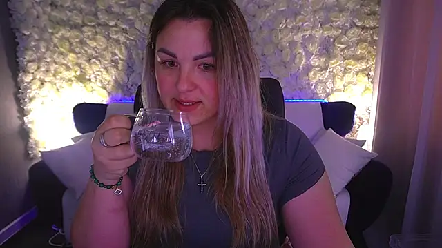 AlissyaGrayy online show from 12, 5, 2026
