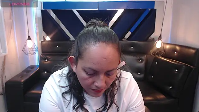 Rhachelevans online show from 13, 5, 2026