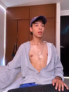 Snapshot of Milo_Gunnar chatting on 25, 3, 2026 Milo Gunnar online show from 25, 3, 2026