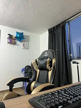 Snapshot of camilo_andres1 chatting on 17, 3, 2026 camilo andres1 online show from 17, 3, 2026