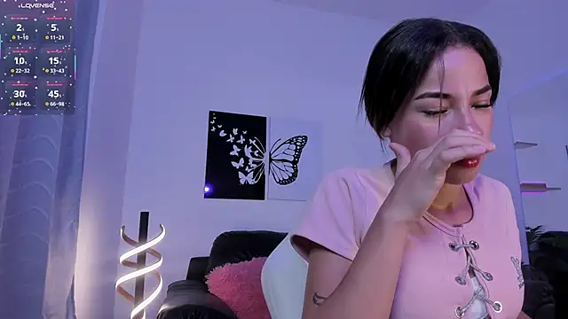 Mia Luna online show from 14, 4, 2026