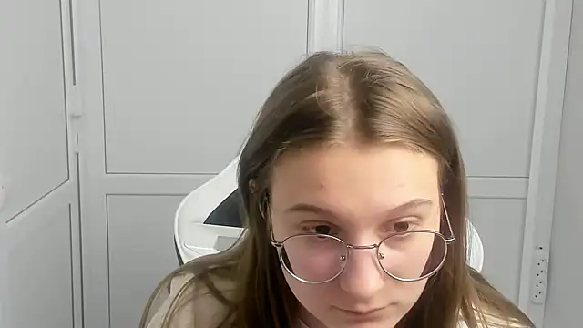 Mia kristal online show from 19, 3, 2026