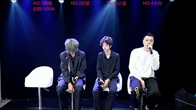 Snapshot of handsomeboy-002 chatting on 27, 3, 2026 handsomeboy-002 online show from 27, 3, 2026