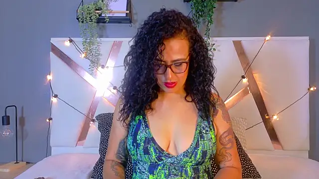 KatyraTaylor   online show from 23, 3, 2026