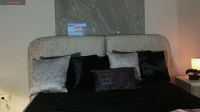 Megan lux  online show from 20, 6, 2026
