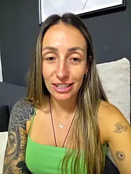 NicoleKaiser online show from 5, 5, 2026