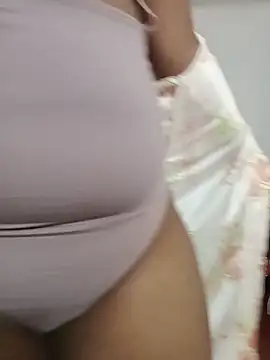 honeyi babe online show from 8, 5, 2026