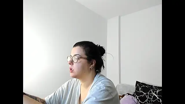Snapshot of _Nova_Soft_ chatting on 25, 4, 2026 Nova Soft online show from 25, 4, 2026