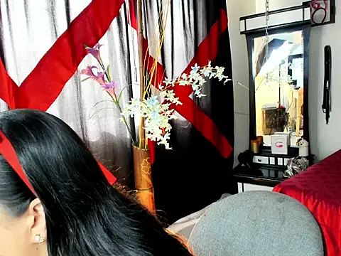 Snapshot of PenelopeSuency chatting on 14, 4, 2026 PenelopeSuency online show from 14, 4, 2026