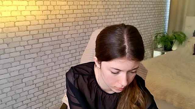 Snapshot of LiuYani chatting on 6, 5, 2026 LiuYani online show from 6, 5, 2026