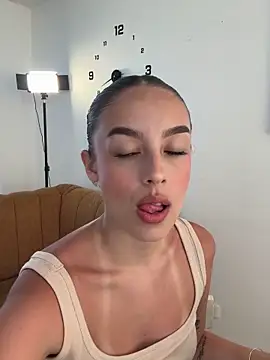 Lauren Storm online show from 24, 3, 2026