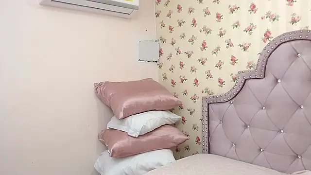 crystal watson0 online show from 20, 3, 2026