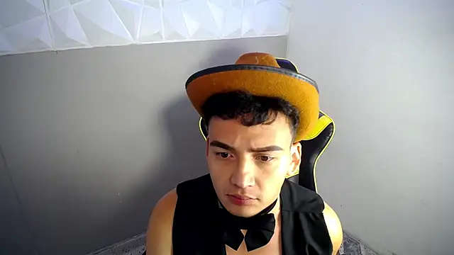 Snapshot of Mathias_twinkk chatting on 11, 4, 2026 Mathias twinkk online show from 11, 4, 2026