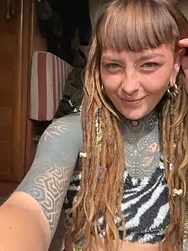 Snapshot of HornyHippy1 chatting on 18, 3, 2026 HornyHippy1 online show from 18, 3, 2026