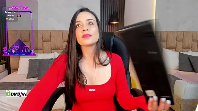 brithany  collins online show from 13, 5, 2026