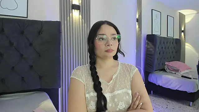 Lizeth Vega online show from 17, 4, 2026
