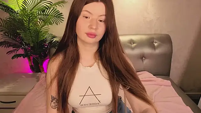 Snapshot of Sophia_Everly chatting on 4, 5, 2026 Sophia Everly online show from 4, 5, 2026