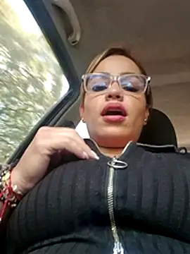 Monita cherry1 online show from 21, 3, 2026