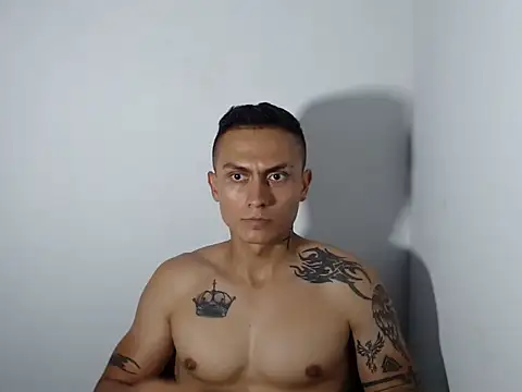 Latinos9882 online show from 27, 3, 2026