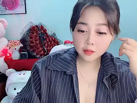 Snapshot of Nhanlu009 chatting on 12, 4, 2026 Nhanlu009 online show from 12, 4, 2026