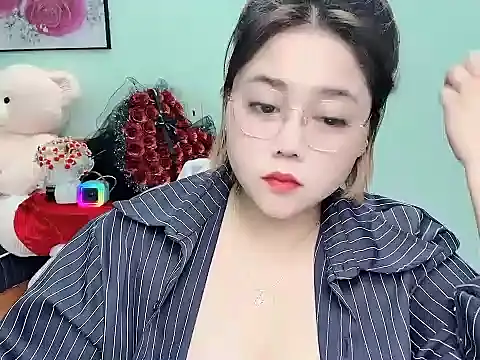 Snapshot of Nhanlu009 chatting on 18, 4, 2026 Nhanlu009 online show from 18, 4, 2026