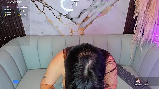 kate boobs online show from 24, 3, 2026