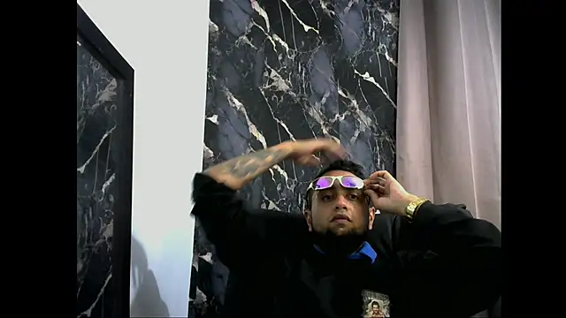 Snapshot of Santi_rogue chatting on 20, 3, 2026 Santi rogue online show from 20, 3, 2026