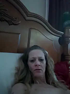 Snapshot of MaKeItWeT4200 chatting on 21, 3, 2026 MaKeItWeT4200 online show from 21, 3, 2026