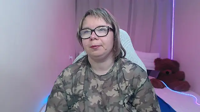 BonnnyBoobsy online show from 9, 5, 2026