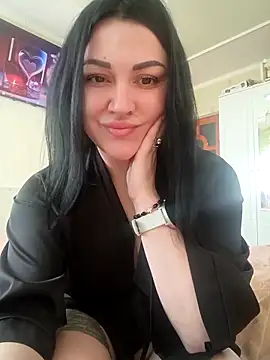 Elsie-Nora online show from 28, 4, 2026