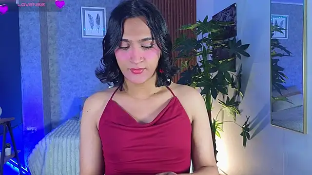 Zoee Kiss  online show from 7, 7, 2026