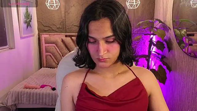 Zoee Kiss  online show from 26, 7, 2026