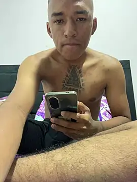 juliancito222 online show from 3, 5, 2026