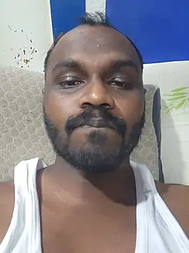 Snapshot of singletamilguy chatting on 5, 7, 2026 singletamilguy online show from 5, 7, 2026