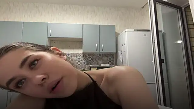 LypsiXo online show from 21, 3, 2026