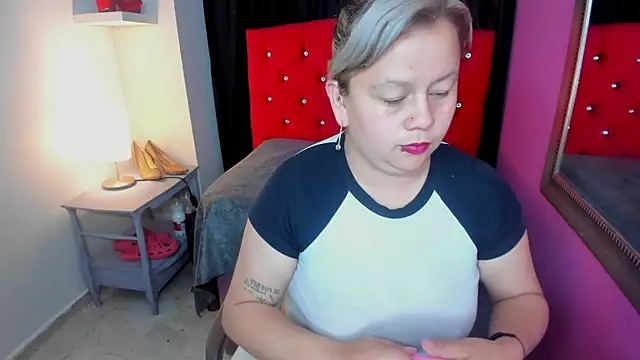 Snapshot of ScarletBigTitties chatting on 17, 4, 2026 ScarletBigTitties online show from 17, 4, 2026