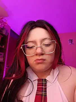 Gigi hart7 online show from 24, 4, 2026
