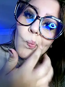 Snapshot of Bonny_rousse01 chatting on 8, 5, 2026 Bonny rousse01 online show from 8, 5, 2026