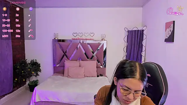 Cristy tay online show from 14, 4, 2026