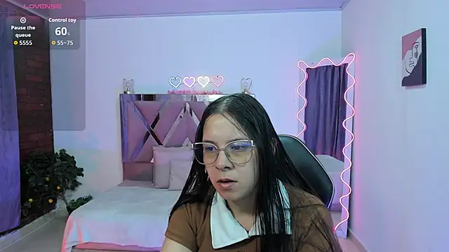 Cristy tay online show from 23, 4, 2026