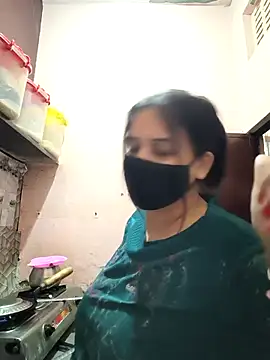 REENA-STRIP online show from 6, 5, 2026