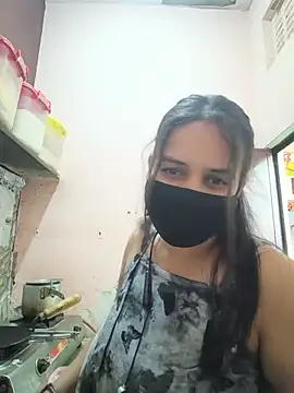 REENA-STRIP online show from 16, 5, 2026