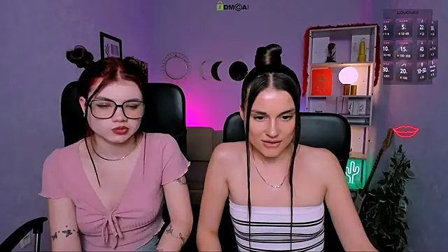Snapshot of sara_musee chatting on 24, 5, 2026 sara musee online show from 24, 5, 2026