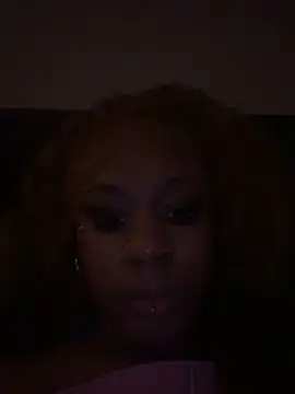 lailacustom online show from 25, 3, 2026