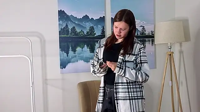 BarbarPolson online show from 6, 4, 2026