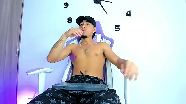 Snapshot of victor_ospina chatting on 25, 3, 2026 victor ospina online show from 25, 3, 2026