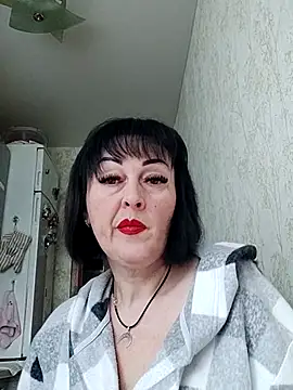 HelgaDennis online show from 17, 4, 2026